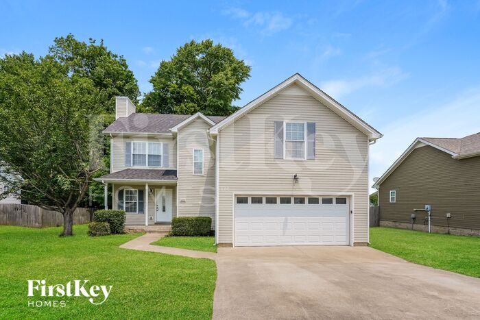 1393 Jenny Ln in Clarksville, TN - Building Photo