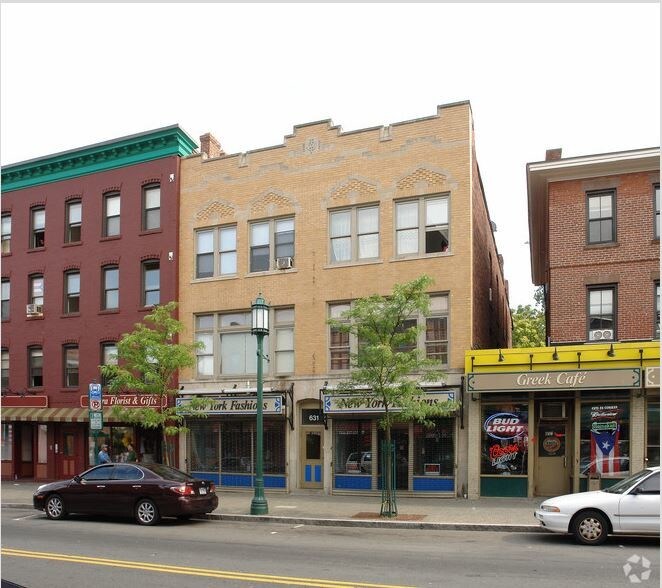 629-633 Park St in Hartford, CT - Building Photo