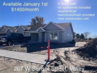 207 Sunset St in Valley, NE - Foto de edificio