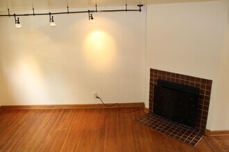1784 Kings Ct in Columbus, OH - Building Photo - Building Photo