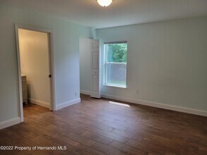 1182 Hallcrest Ave in Spring Hill, FL - Building Photo - Building Photo