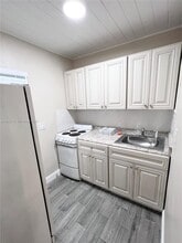 408 Hibiscus Ave in Pompano Beach, FL - Building Photo - Building Photo