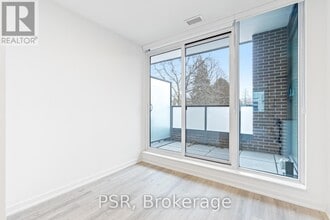 49 Broadfield Dr in Toronto, ON - Building Photo - Building Photo