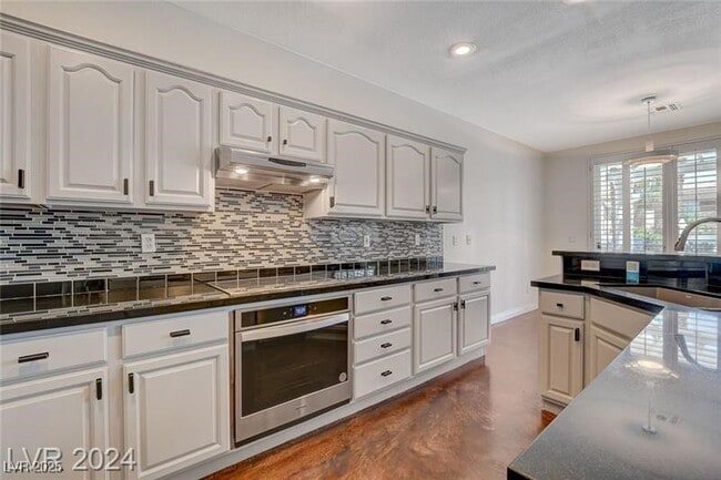 9420 San Laguna in Las Vegas, NV - Building Photo - Building Photo