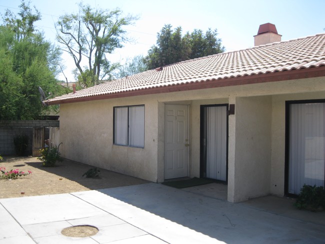 BEAUTIFUL 4PLEX, ALL 3&2 UNITS, 2 CAR GARAGES in Cathedral City, CA - Building Photo - Building Photo