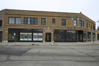 Station Stop in La Grange, IL - Building Photo - Building Photo