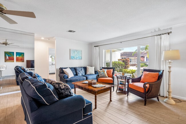 1120 Morse Blvd in West Palm Beach, FL - Building Photo - Building Photo