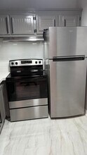 52 E Newport Center Dr in Deerfield Beach, FL - Building Photo - Building Photo