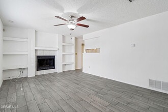 1724 Gambel Quail Dr in El Paso, TX - Building Photo - Building Photo