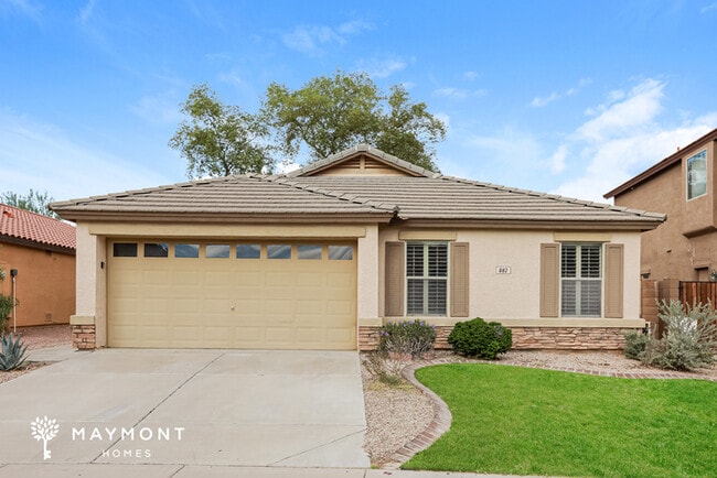 property at 882 E Taylor Trail