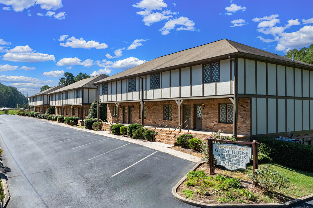 Guest House in Rome, GA - Building Photo