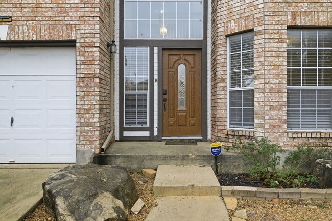 7442 Tall Cedar in San Antonio, TX - Building Photo - Building Photo