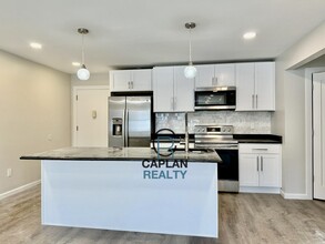 46 Fountain St, Unit 10 in New Haven, CT - Foto de edificio - Building Photo