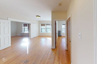 1011 Hull Terrace in Evanston, IL - Building Photo - Building Photo
