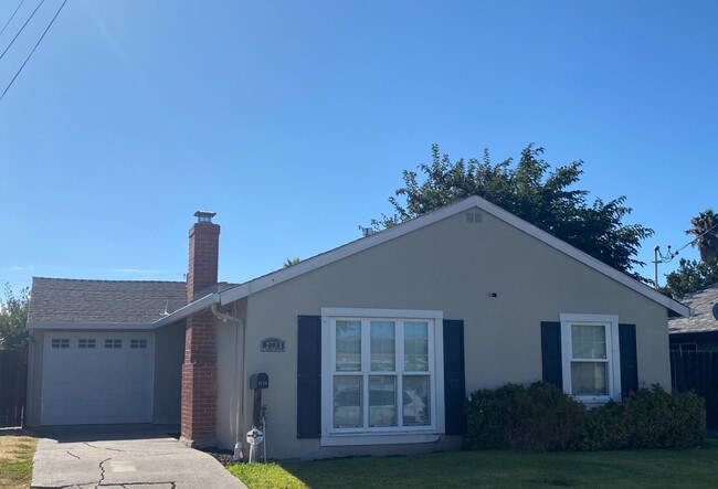 property at 2728 Capistrano St