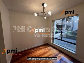 470 N Civic Dr in Walnut Creek, CA - Building Photo - Building Photo