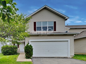 2263 N Arapahoe Trail in Round Lake Heights, IL - Building Photo