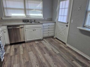 2209 NW Smith Ave in Lawton, OK - Building Photo - Building Photo