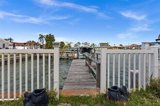 710 116th Ave in Treasure Island, FL - Building Photo - Building Photo