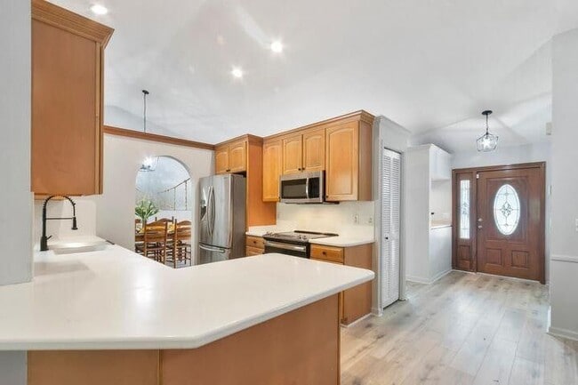 691 Foresteria Ave in Wellington, FL - Building Photo - Building Photo