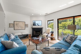 37 Shipway Pl in Boston, MA - Building Photo - Building Photo