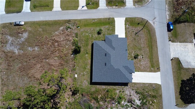 property at 4716 13th St SW