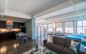 121 E 6th St- Luxury Lofts! Apartments