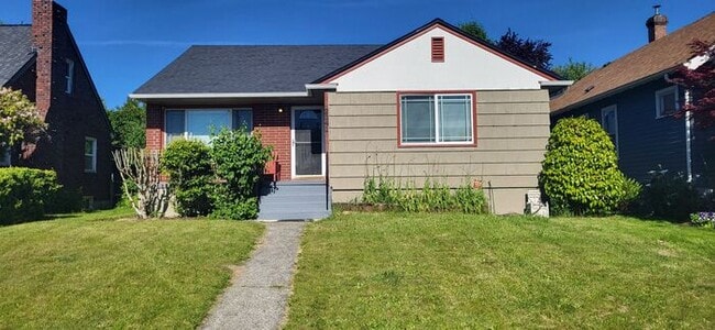 property at 2341 S Grant Ave