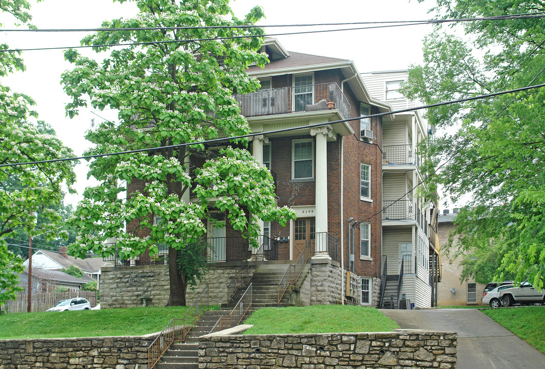 Avoca Apartments in Nashville, TN - Building Photo