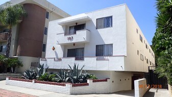 107 S Croft Ave Apartments