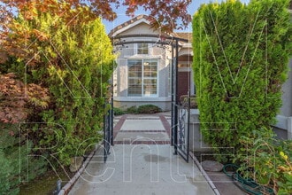 2554 Douglas Fir Dr in Lodi, CA - Building Photo - Building Photo