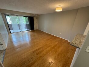 2320 Wisconsin Ave NW in Washington, DC - Building Photo - Building Photo