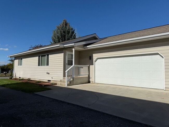 property at 1421 7th Ave W