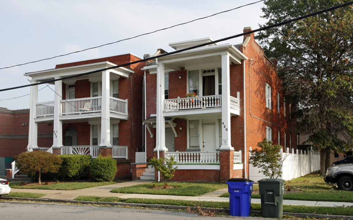 420-422 W 20 St in Norfolk, VA - Building Photo