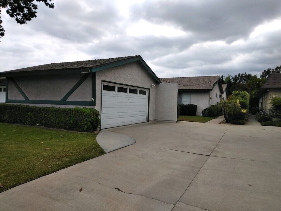 943 Sedona Ct in San Dimas, CA - Building Photo