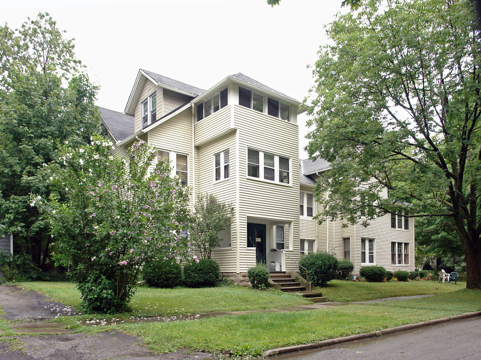 82 South Cedar / 214 Oak St. in Oberlin, OH - Building Photo