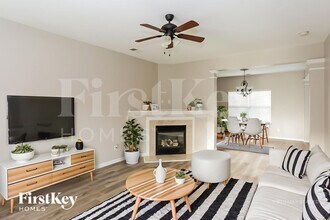 511 Galesburg Dr in Monroe, NC - Foto de edificio - Building Photo