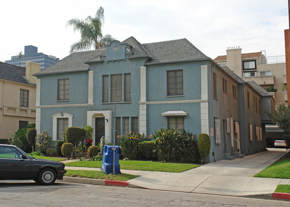 643 S Detroit St in Los Angeles, CA - Building Photo