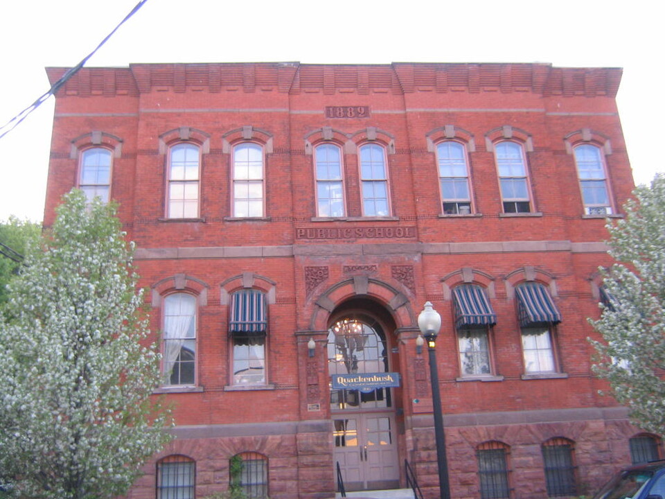 206 N Pearl St in Albany, NY - Building Photo