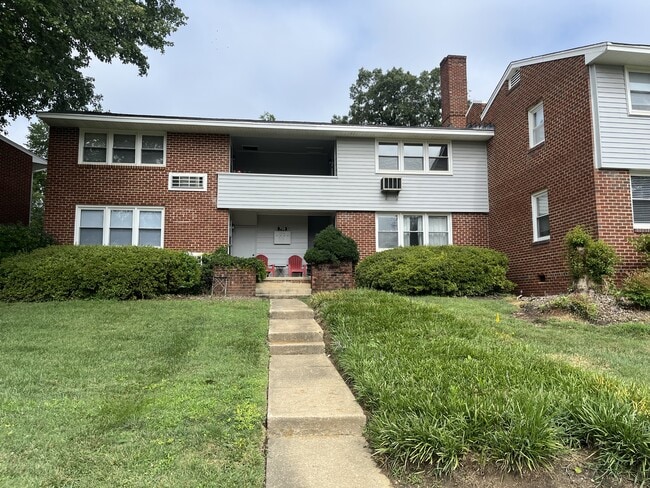 property at 709 Daniels St