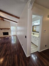 2006 Oakmeadows Dr in Norman, OK - Building Photo - Building Photo