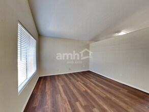 8208 W Apache St in Phoenix, AZ - Building Photo - Building Photo