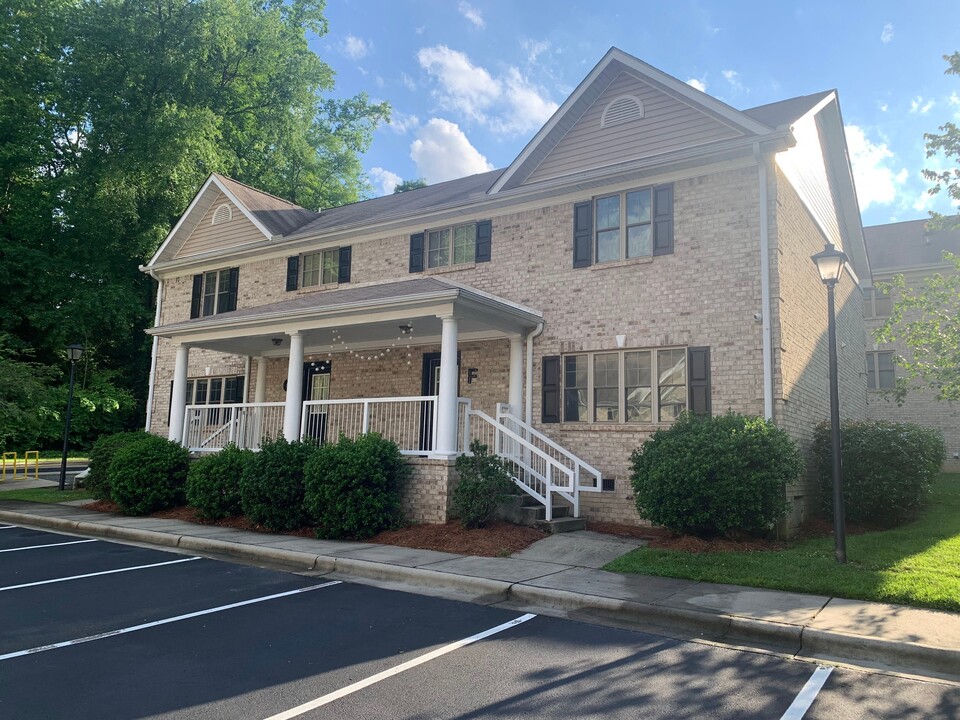 Evellien & Provence: Townhomes + Apartment... in Elon, NC - Building Photo