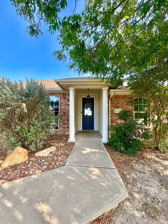 property at 3214 Edgewood Dr