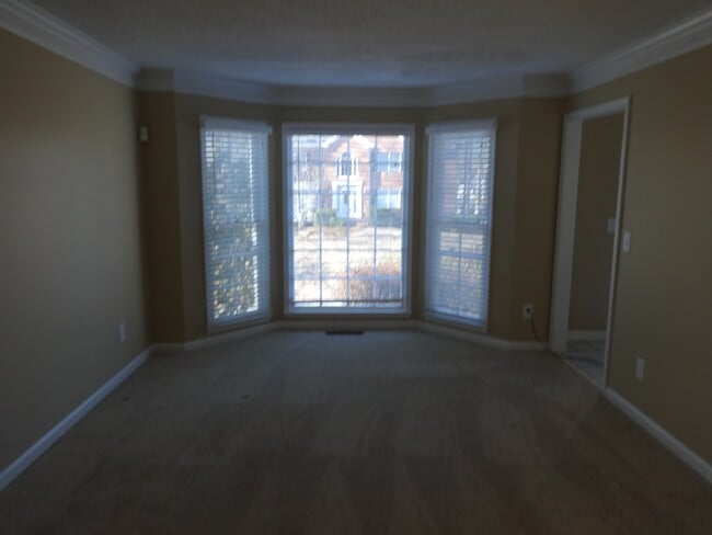 1358 Velvet Creek Way SW in Marietta, GA - Building Photo - Building Photo