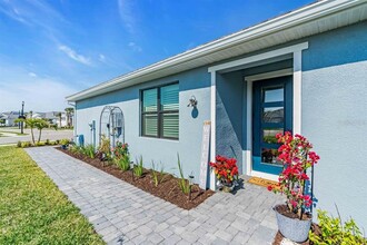 18676 Dayspring Pl in Venice, FL - Building Photo - Building Photo