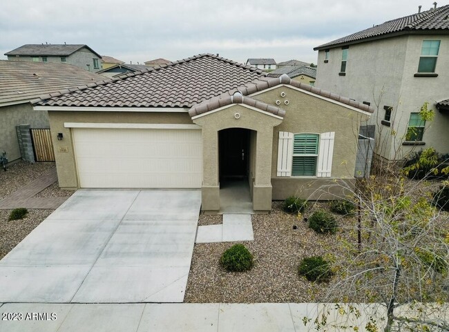 property at 10840 W Marshall Ave