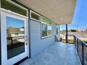 127 S Santa Rosa St in Ventura, CA - Building Photo - Building Photo