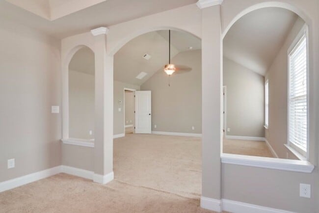 property at 260 Wentworth Pl