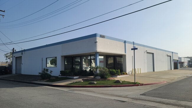 2430 Cypress Way in Fullerton, CA - Building Photo - Building Photo